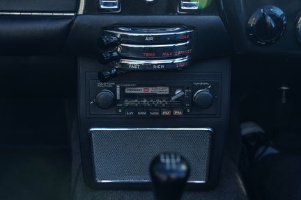 Aston Martin DB5 Convertible 21