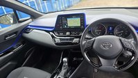 Toyota C-HR 1.8 VVT-h Dynamic SUV 5dr Petrol Hybrid CVT Euro 6 (s/s) (122 ps) 6