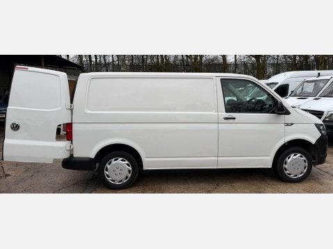 Volkswagen Transporter 2.0 TDI T28 BlueMotion Tech Startline Panel Van 5dr Diesel Manual FWD SWB E 9