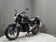 Honda CB GLR125 2018 ONLY 8K MOT OCTOBER 2027 125CC LEARNER BIKE 5