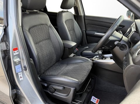 Suzuki Vitara 1.4 Boosterjet 48V Hybrid SZ5 5dr 21