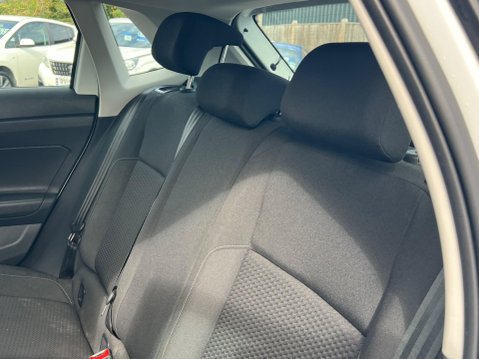Volkswagen Polo 1.0 TSI SE Euro 6 (s/s) 5dr 29