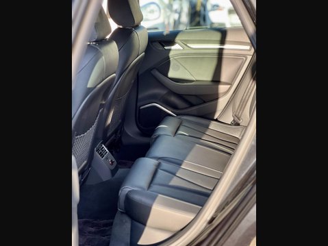 Audi A3 TFSI Sportback Tronic quattro 23