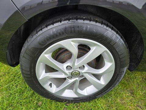 Vauxhall Corsa 1.4i ecoTEC Sport Euro 6 3dr 34