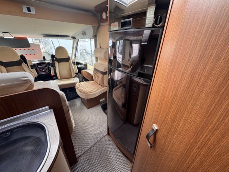 Burstner Aviano i727 29