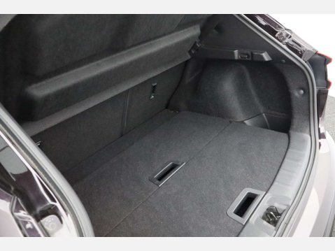 Nissan Qashqai 1.3 Qashqai N-Connecta DiG-T 5dr 47