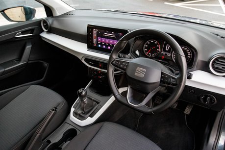 SEAT Arona TSI SE TECHNOLOGY