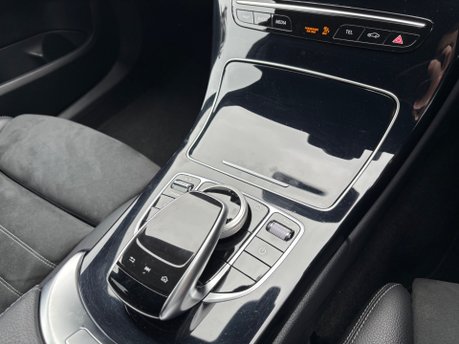 Mercedes-Benz C Class 2.0 C220d AMG Line (Premium) Estate 5dr Diesel G-Tronic+ Euro 6 (194 ps) 29