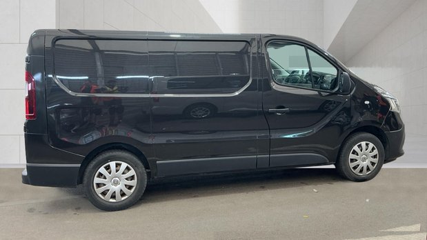 Renault Trafic SWB L1H1 Low Roof Business Plus SL28 Air Con Sensors EURO 6 NO VAT 3