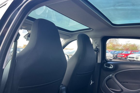 Smart Forfour PREMIUM 5 DOOR ELECTRIC AUTO 5 DOOR 39