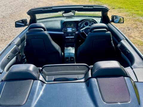 Mercedes-Benz E Class E220 BLUETEC AMG LINE 72