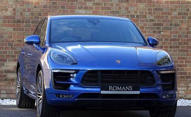 Porsche Macan GTS 1