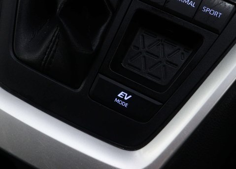 Toyota Rav4 2.5 RAV4 Icon HEV 4x2 CVT 5dr 31