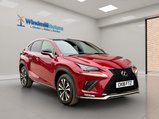Lexus NX 2.5 300h F Sport E-CVT 4WD Euro 6 (s/s) 5dr 1