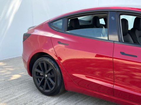 Tesla Model 3 Saloon 4dr Electric Auto RWD (241 bhp) 13