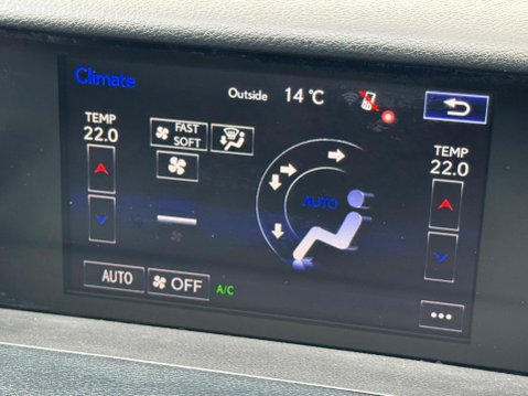 Lexus Is 2.5 300h Premier E-CVT Euro 5 (s/s) 4dr 19