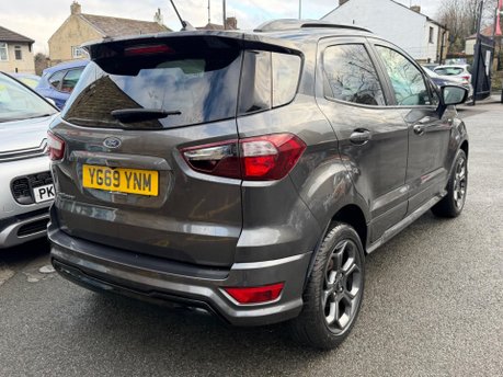 Ford Ecosport ST-LINE 7