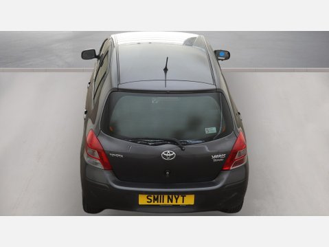 Toyota Yaris T SPIRIT MM VVT-I 6