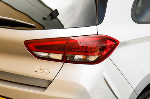 Hyundai i30 T-GDI N LINE MHEV 9