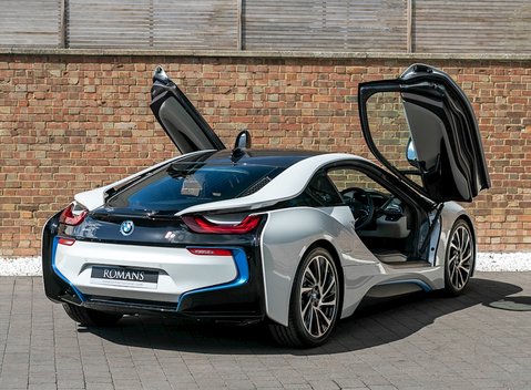 BMW I8 8