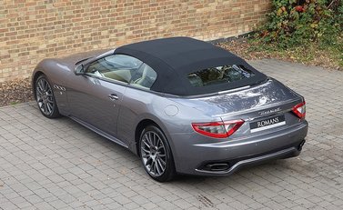 Maserati Grancabrio Sport 2