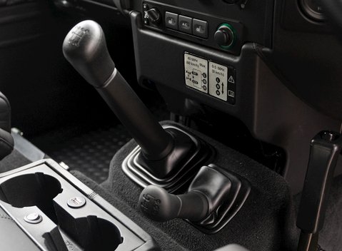 Land Rover Defender 90 Urban Truck 19