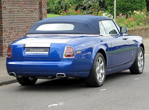 Rolls-Royce Phantom Drophead Coupe 11
