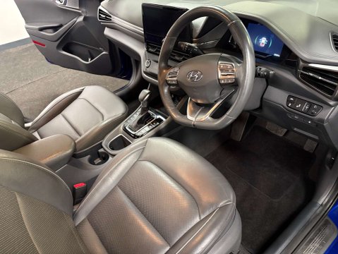 Hyundai IONIQ 1.6 IONIQ Premium SE FHEV Semi-Auto 5dr 16