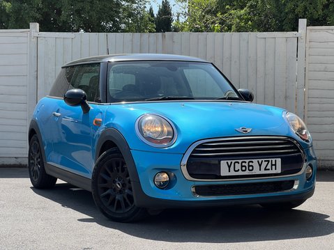 Mini Hatch 1.5 Cooper Hatchback 3dr Petrol Manual Euro 6 (s/s) (136 ps) 4