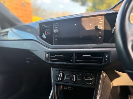 Volkswagen Polo 1.0 Polo R-Line TSi 5dr 32