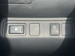 Nissan Navara 2.3 dCi Tekna Pickup Double Cab 4dr Diesel Auto 4WD Euro 6 (190 ps) 31