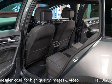 Volkswagen Golf 2.0 Golf R TSi Semi-Auto 4WD 5dr 16