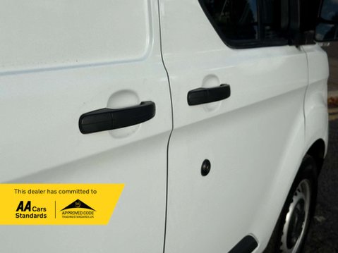 Ford Transit Custom 2.0 Transit Custom 320 Base 12