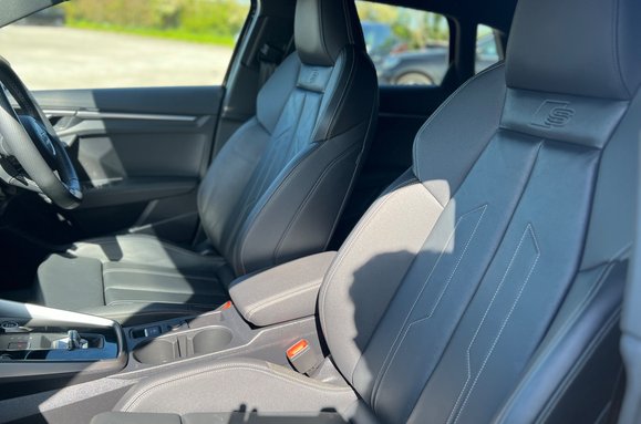Audi A3 SPORTBACK TFSI S LINE MHEV AUTO 26