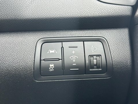 Hyundai i20 1.2 SE Launch Edition Euro 6 (s/s) 5dr 26