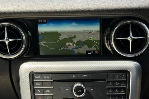 Mercedes-Benz SLC SLC 250 D AMG LINE - CAMERA -AIRSCARF -PARKTRONIC -HEATED SEATS 41