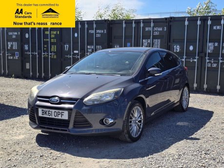 Ford Focus 1.6 Zetec Hatchback 5dr Petrol Manual Euro 5 (125 ps) 3