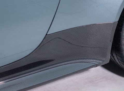 Aston Martin V8 Vantage AMR 37