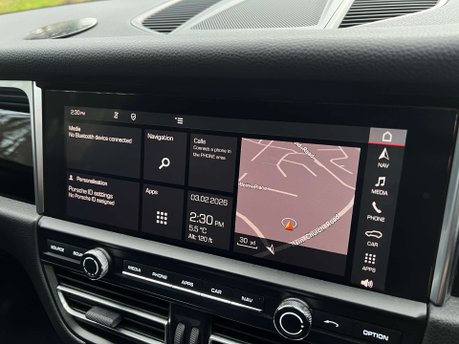 Porsche Macan 3.0 Macan S Semi-Auto 4WD 5dr 26