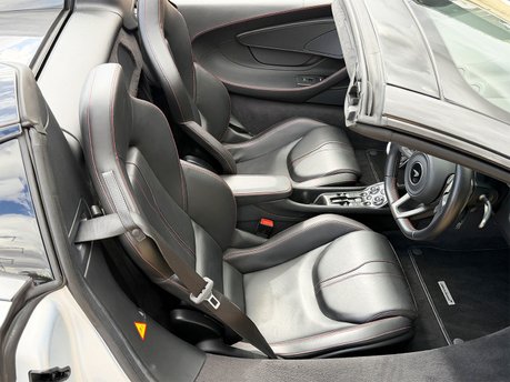 McLaren 570S SPIDER 43