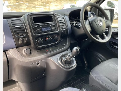Vauxhall Vivaro 1.6 CDTi 2900 ecoFLEX L2 H1 Euro 5 (s/s) 5dr 35