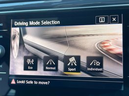 Volkswagen T-Roc 1.5 T-Roc SEL TSi Evo 5dr 34