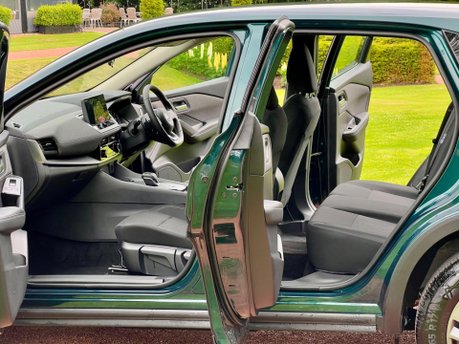Nissan Qashqai DIG-T ACENTA PREMIUM XTRONIC