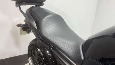 Yamaha XJ6 2010 ONLY 15K 1 FORMER OWNER LONG MOT WARRANTY 600CC A2 29