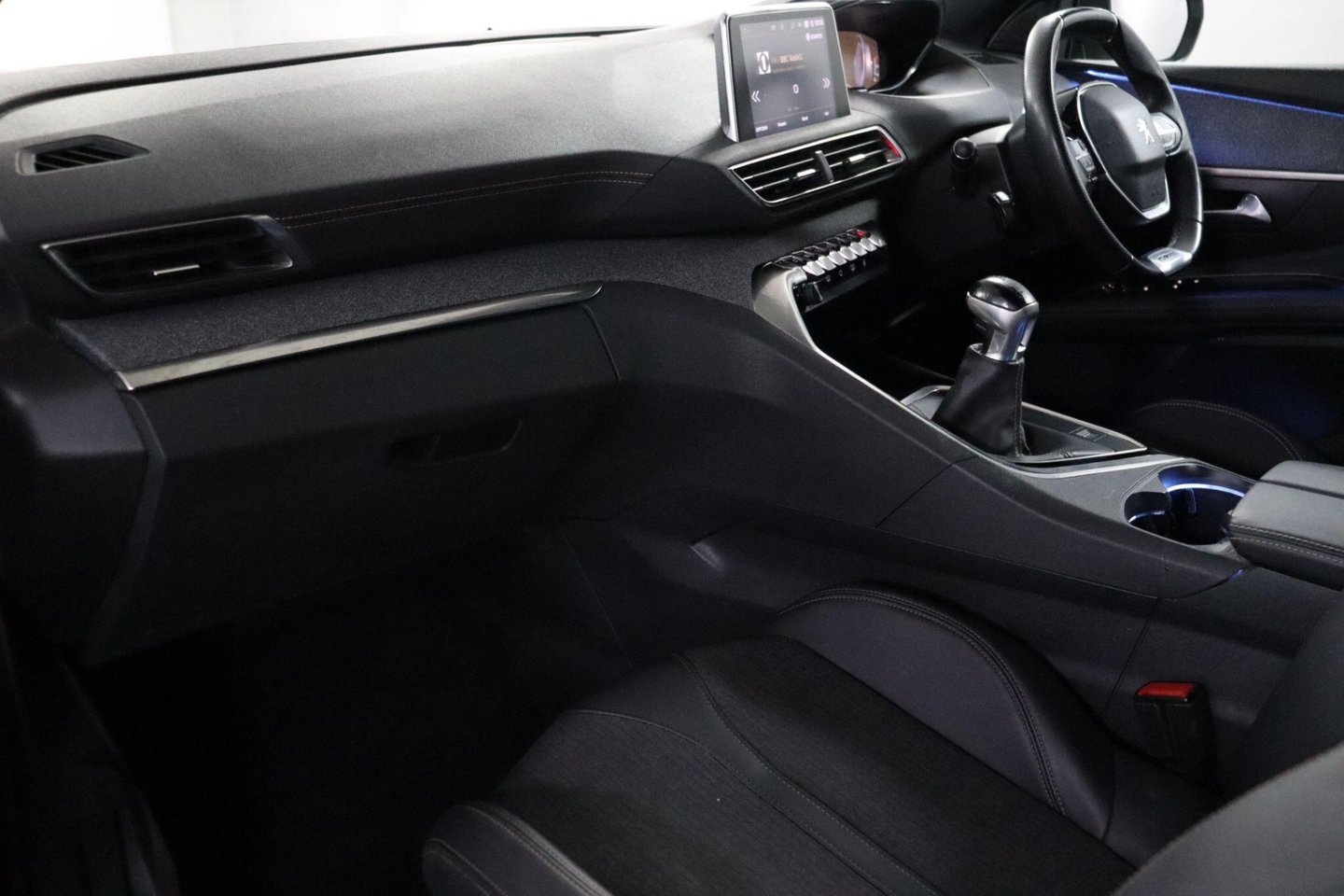 2019 Peugeot 3008 — image 26