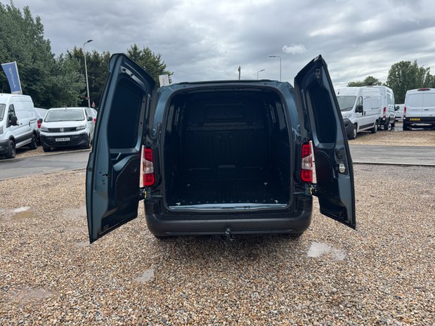 Peugeot Partner LWB L2H1 [SOLD SM] Low Roof Professional Air Con Sensors Tow Bar EURO 6 NO 9