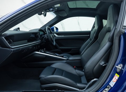 Porsche 911 Carrera S (992) 18