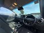 Hyundai KONA 1.0 T-GDi MHEV Premium SUV 5dr Petrol Hybrid Manual Euro 6 (s/s) (120 ps) 13