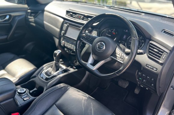 Nissan X-Trail 2.0 DCI TEKNA XTRONIC 4WD AUTO 18