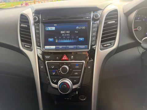 Hyundai i30 1.4 Blue Drive SE Nav Euro 6 (s/s) 5dr 12